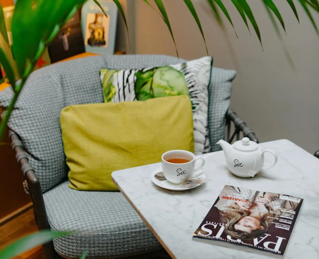 Le Six Otel Paris