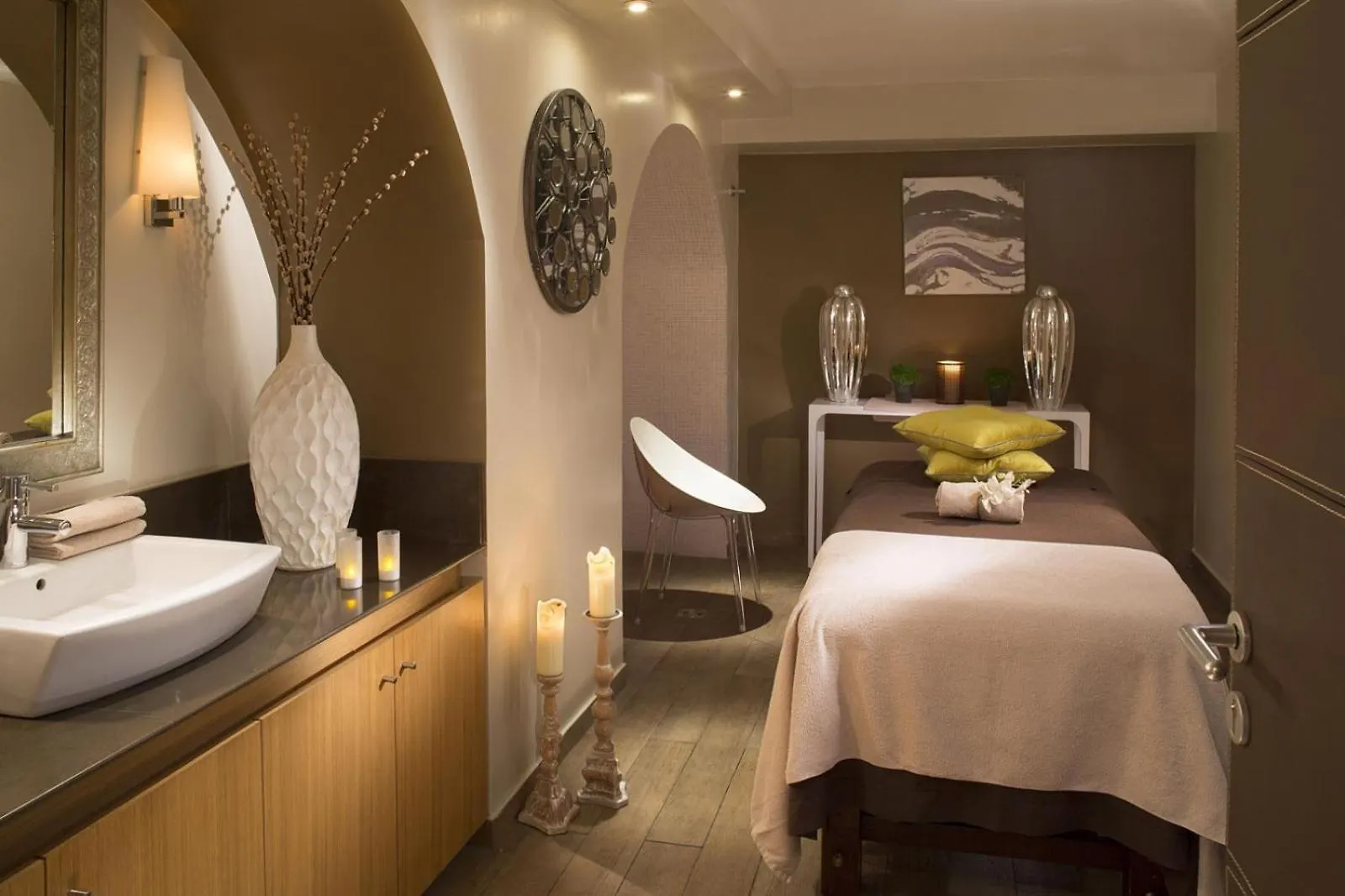 Le Six Hotel Parijs