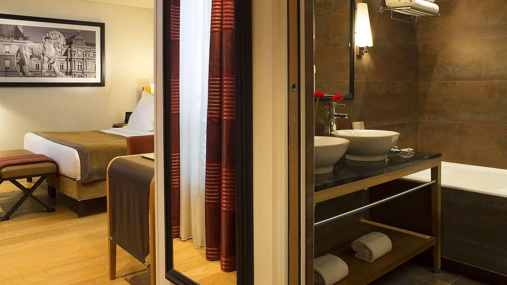 Le Six Otel 4*